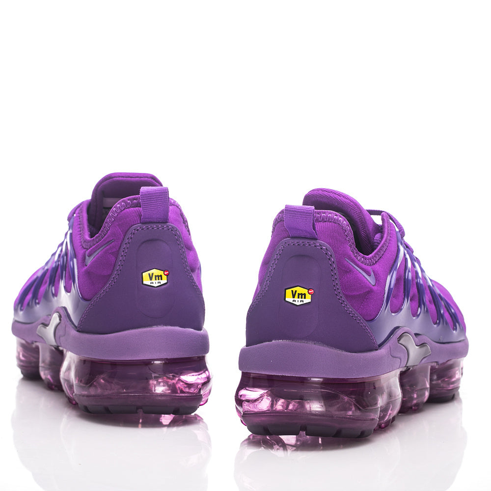 TN PLUS Sneakers