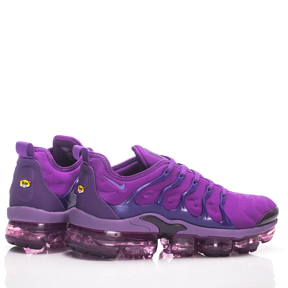 TN PLUS Sneakers