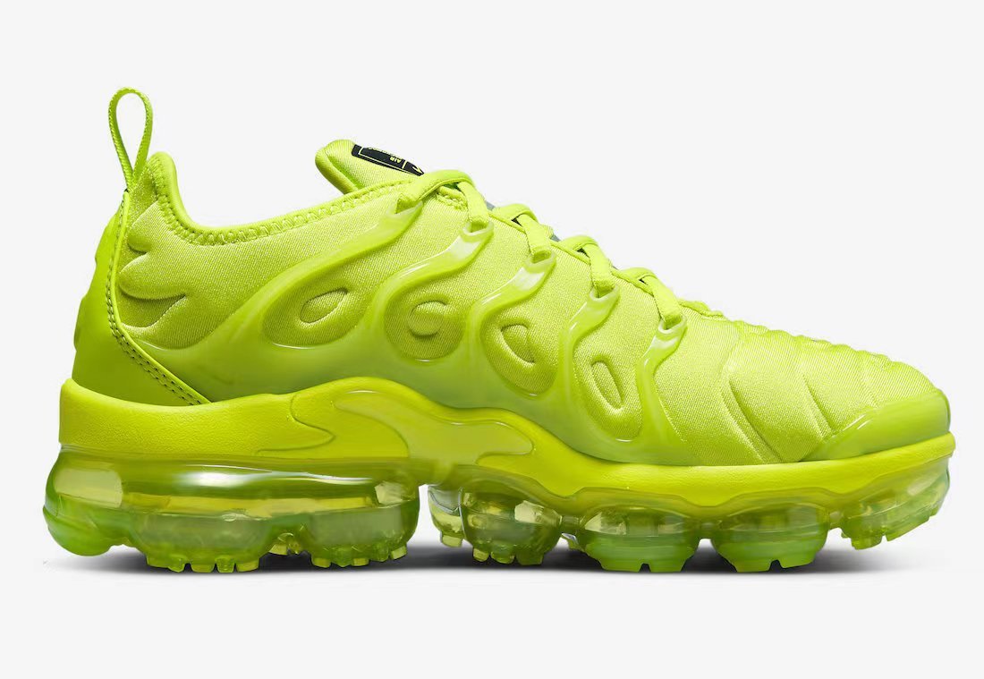 TN PLUS Sneakers