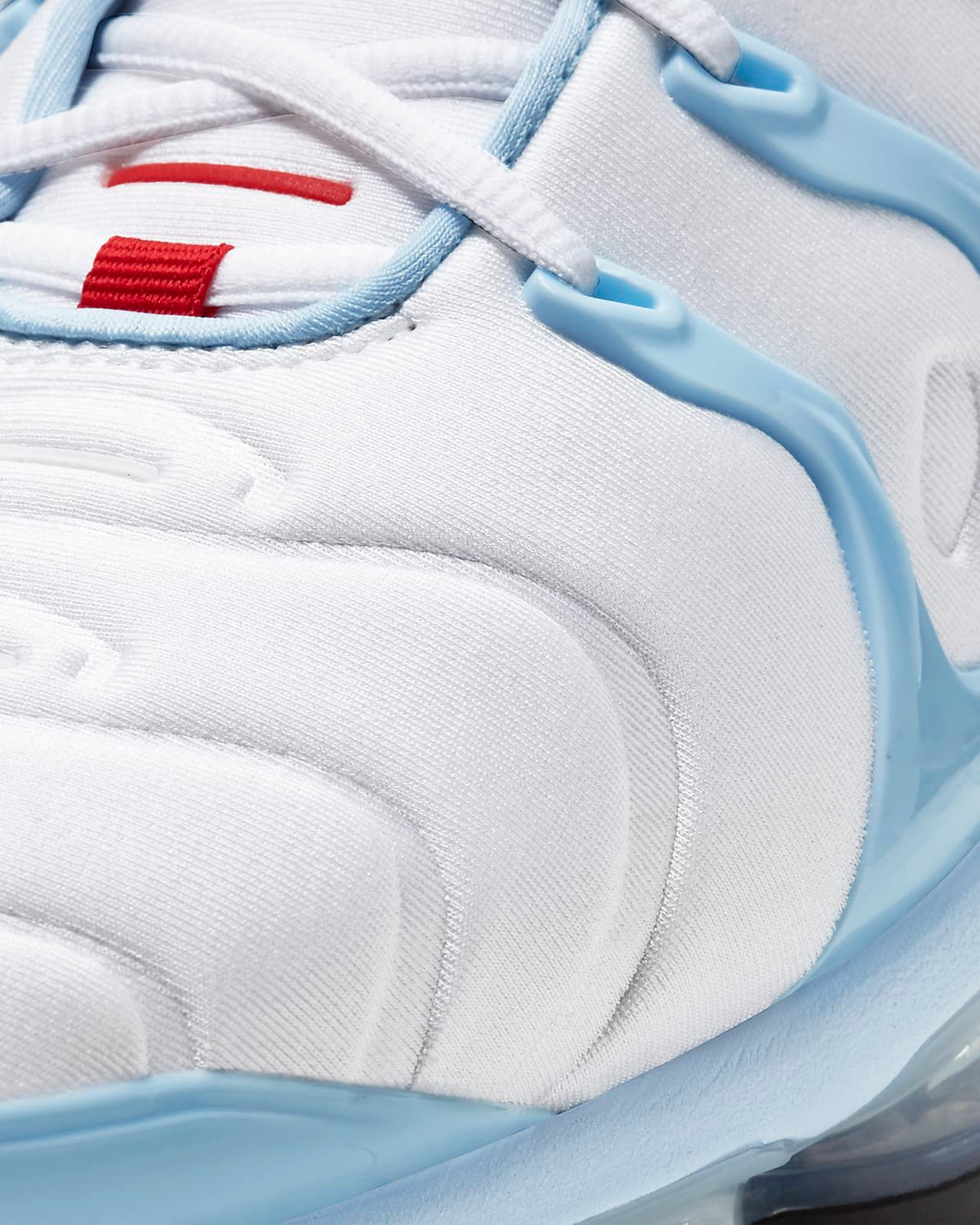 TN PLUS Sneakers