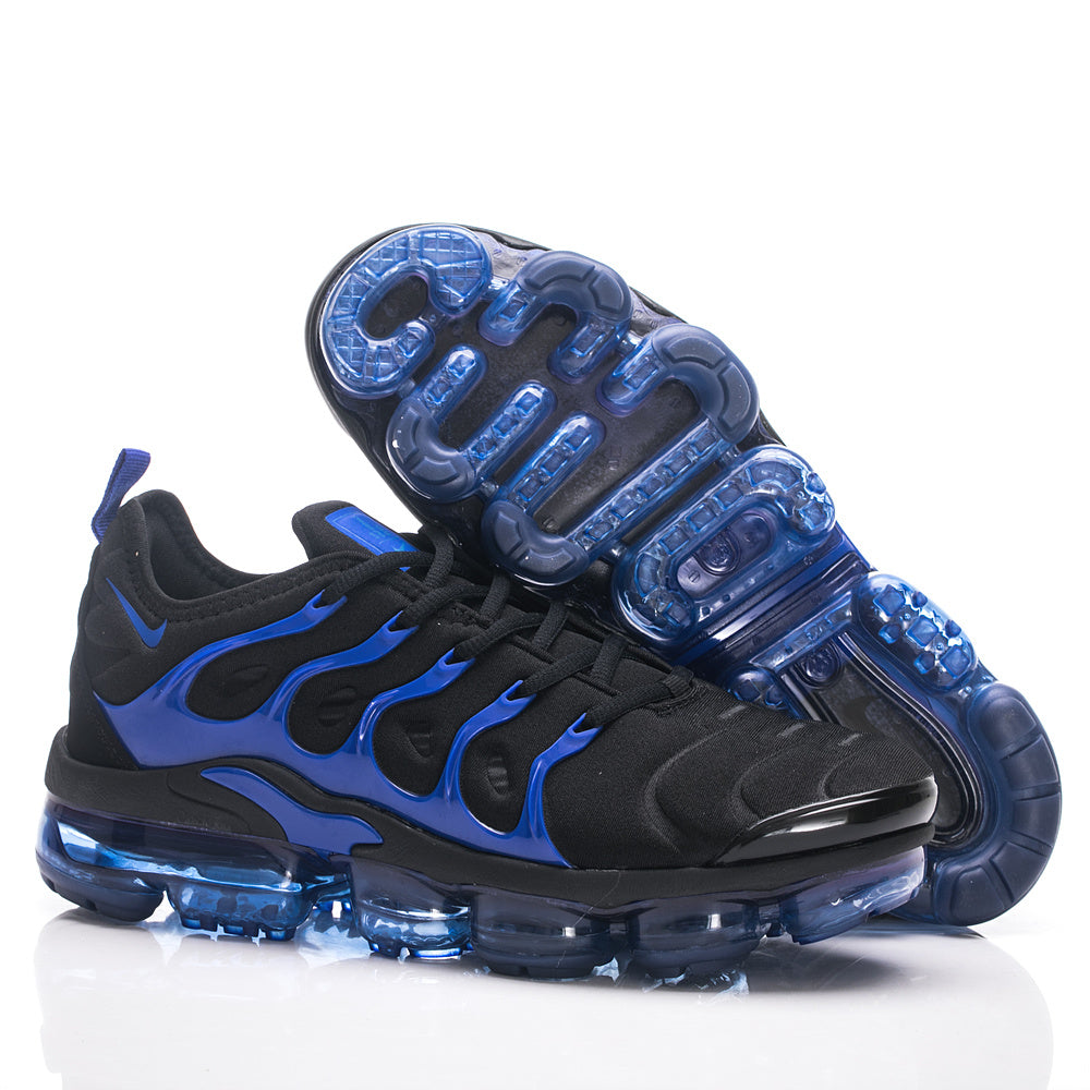 TN PLUS Sneakers